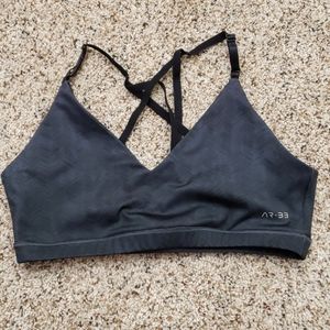 AR33 Zeta sports yoga bra